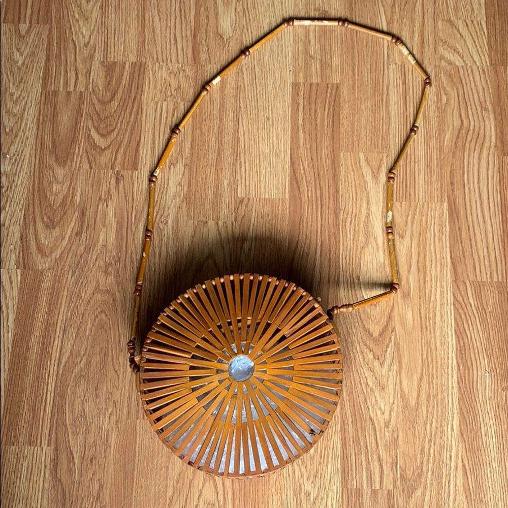 Round Bamboo Bag- Tawny